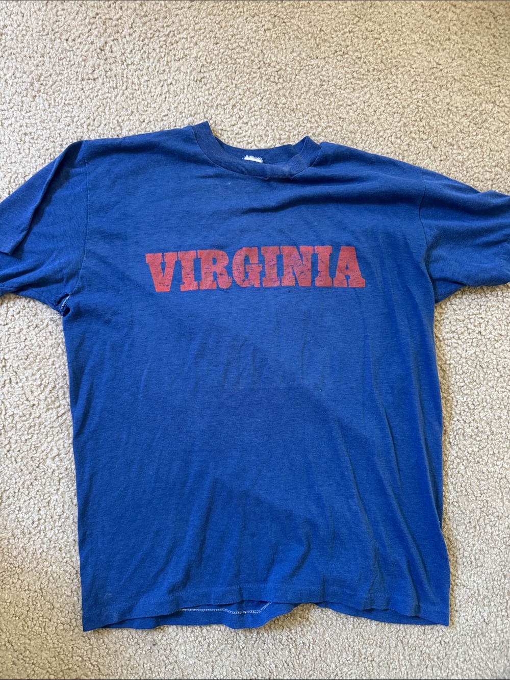 Vintage single stitch UVA Virginia Graphic Tee - about size women’s medium